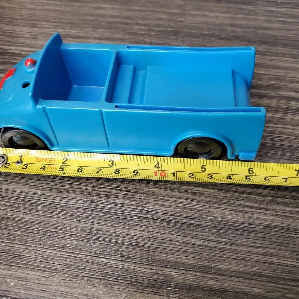 Vintage 1976 Richard Scarry Playskool Ambulance Medical‎ Truck Blue Puzzletown